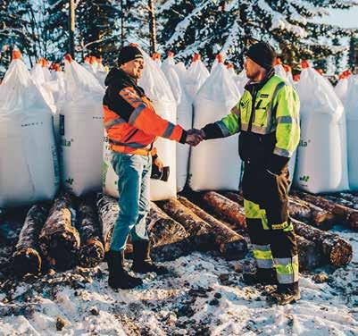 Ykä Mustonen, Kuljetusyritys K&K Mustoset, purkaa lannoitekuormaa Vesannolla. Laatu ratkaisee Kyllä tässä Yaran tavarassa on laatu ihan omaa luokkaansa.