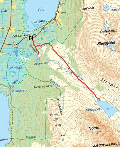 i 24. ASPEVATNET & BLÅVATNET Aspvane km Gu ausgeschilderer Parkplaz ( Lyngsalpan ) in Sør-Lenangsbon Seinhaufen Parkkipaikka Sør-Lenangsbonissa, seuraa Lyngsalpan kylejä