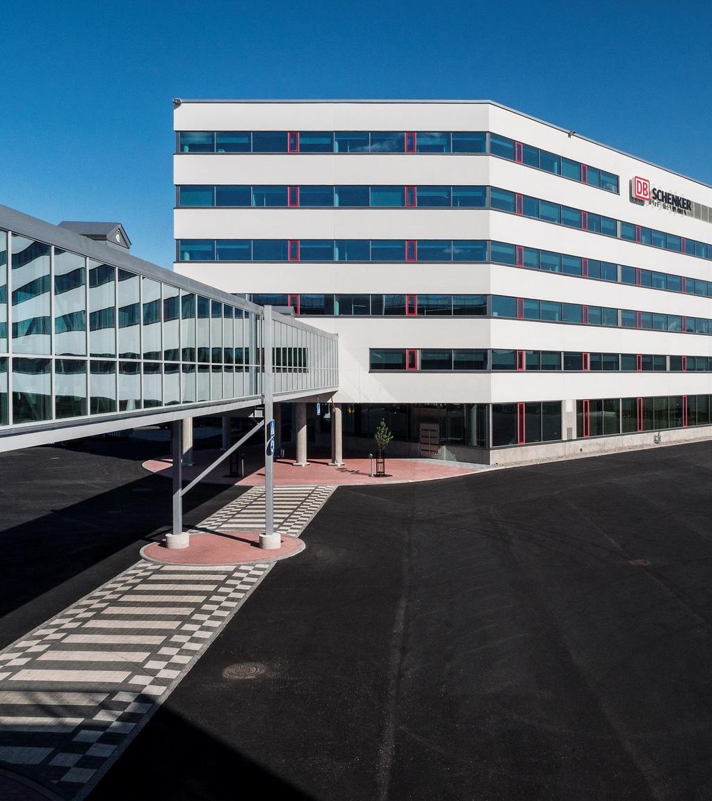 DB Schenker, 2015 Maaliikennekeskus ja pääkonttori, Vantaa Asiakas: DB Schenker Ajankohta: 2015 Sijainti: Viinikkala, Vantaa Ala: 52 000m² DB Schenkerin pääkaupunkiseudun uudet toimitilat sijaitsevat