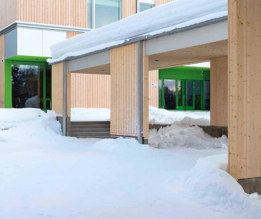 PUUSTA FROM WOOD PUU KOULU RAKENTAMISESSA Wood in school construction Puuinfoon tulevien kyselyiden perusteella paloturvallisuusmääräykset ja puurakentamisen kustannukset ovat yleisimmät puukoulujen