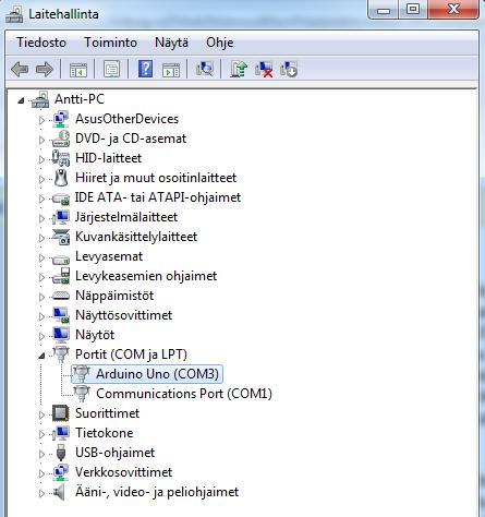 Kuva: Windows laitehallinta näyttää kaikki saatavilla olevat portit Kun COM-portit on määritelty, voit valita haluamasi portin Arduinon IDE:ssä Tools > Serial Port -valikosta.