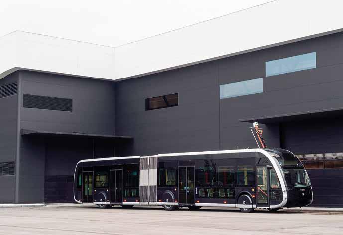 BUSWORLD 2017 KORTRIJK qirizar on panostamassa myös sähköiseen jokkoliikenteeseen. Usin tote on 18.