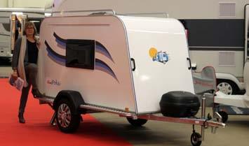 13 SF-C YT-KASI 2018 Matkailuasiamies ja Turun Caravan Show 2018 12. 14.1.2018 Matkailuasiamies sai tilaisuuden tutustua messuihin alkutalvesta. Sää oli suopea, vaikka tammikuun pakkasia elettiinkin.