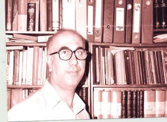 شورایی از صاحبنظران تشکیل داد و کار سترگی را آغازید که ثمرۀ آن تألیف چند کتاب درسی بود با حال و هوایی متفاوت از کتاب های پیشین.