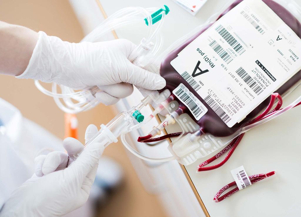 LÄÄKETIETEELLISET PALVELUT JA SAIRAALA- ASIAKKUUDET Lääkärimme osallistuvat potilaiden hoitoon antamalla lausuntoja ja vastauksia Veripalvelun laboratorioissa tutkituista potilasnäytteistä.