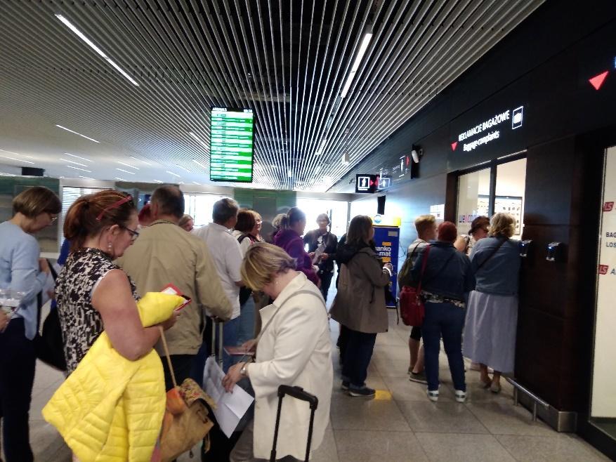8 YHDESSÄ SOPOTTIIN 8.- 12.6.2018 Matkaan lähtivät 40 iloista yhdistyksen jäsentä, pienellä 72 paikkaisella potkurikoneella.