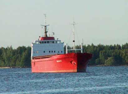 Kuva 1. ms GARDWIND (kuvattuna kesällä 2002 Kotkassa WARDWIND nimisenä).