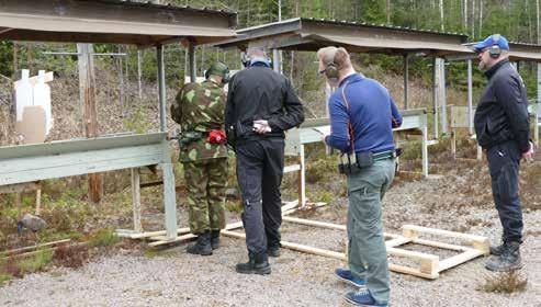 12 POHJANMAAN MAANPUOLUSTAJA Kesäkuu 2018 Keski-Pohjanmaan Maanpuolustajien piiri ry:n kevätkokous Kutsu oli käynyt ja keskipohjalaisia reserviupseeri- ja reserviläisvaikuttajia oli suunnannut