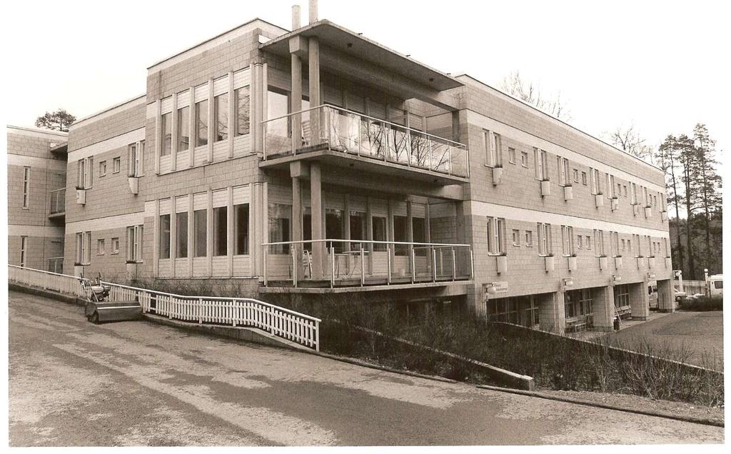 Espoon kaupunki aloitti 1972 toiminnan näissä tiloissa George Mäkisen johdolla.