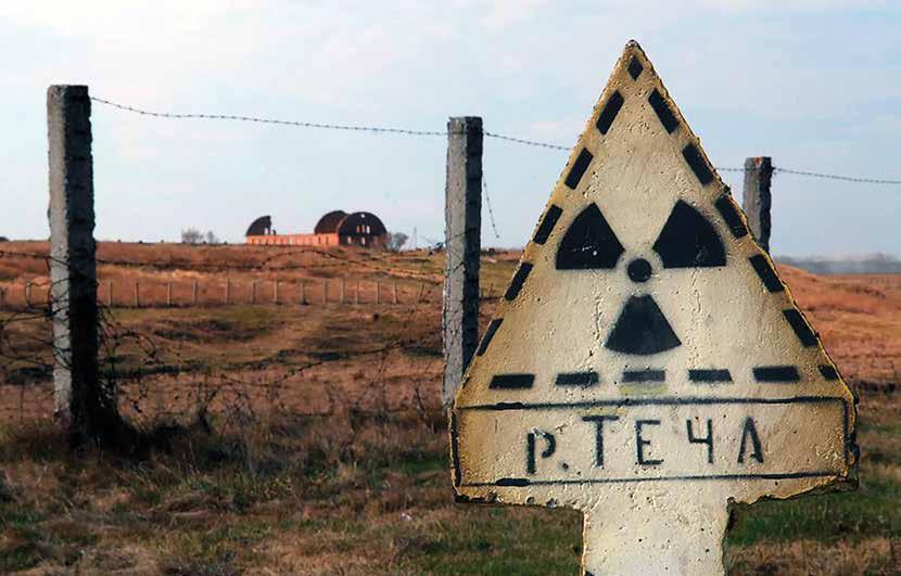 30 Arsenalas 1985 m. rugpjūčio 10-oji. Netoli Vladivostoko Čažmos įlankoje įsikūrusioje karinio laivyno remonto bazėje rengiamasi pakeisti panaudotą povandeninio laivo K-431 branduolinį kurą.