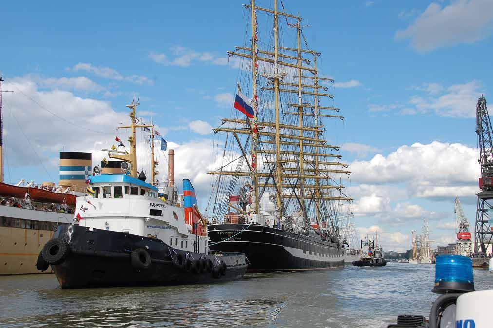 TALL SHIPS RACES TURUSSA Meripelastajat mukana järjestelyissä Teksti: