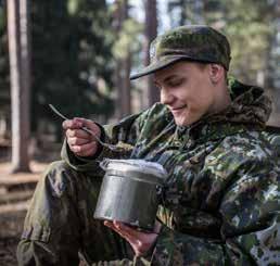 Puolustusvoimat on suurin asiakkaamme, ja ainutlaatuinen kumppanuutemme heidän kanssaan on meille kunnia-asia.