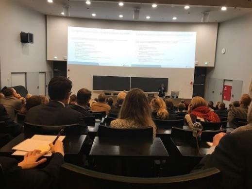 ESEF-linkkejä ESEF XBRL-raportointi listayhtiöille alkaen vuoden 2020 tilinpäätöksistä https://www.finanssivalvonta.fi/paaomamarkkinat/liikkeeseenlaskijat-ja-sijoittajat/esef_xbrl/ Linkkejä mm.