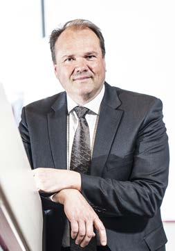 Liha, alkutuotantopäällikkö 1990 1997 2012 2009 Osuuskunta Pohjanmaan Liha, hallituksen varajäsen 1999 2001, varapuheenjohtaja 2002 2009 ja puheenjohtaja 2010 A-Tuottajat Oy, hallituksen varajäsen