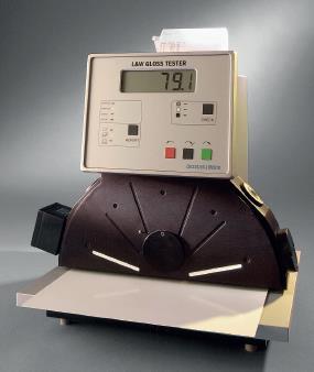 44 Kuva 20. L&W Gloss Tester -kiiltomittari (ABB Inc., 2016d).
