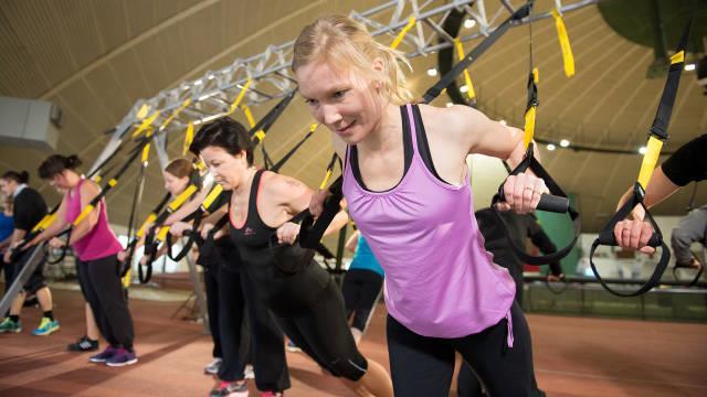 Perjantai 23.3.2018 Vierujooga E 23.3.2018 klo 18.00-18.45 Hinta:8 Coretraining E 23.3.2018 klo 19.