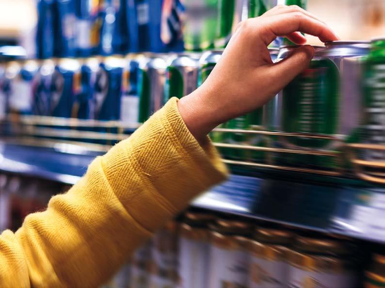Alkoholijuomien myynnissä ensisijainen vastuu on myyjällä itsellään! Muuta huomioitavaa Alkoholijuomien myyntiajat ja velaksi myyminen Alkoholijuomien vähittäismyynti on kielletty klo 21.00 9.