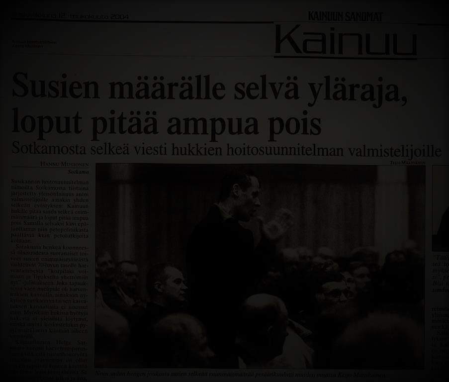 Journalistin äänensävy I Ministeriö valmistelee susien suojelun hoitosuunnitelmaa (HS 4.2.2004) Susi, jolla on tärkeitä geenejä, on Länsi-Götanmaalla. (Varg med viktiga gener i Västra Götaland DN 21.