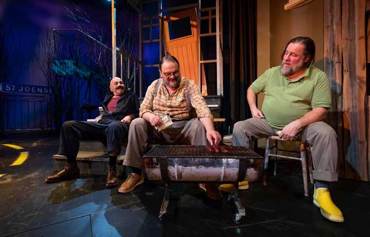 Vuodesta 2008 hän on työskennellyt Marin kansallisessa nuorten katsojien teatterissa. Siellä hän on toiminut sekä näyttelijänä että ohjaajana.