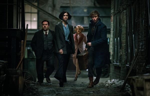 C Moren syyskuun kärjet ELOKUVAT: Ihmeotukset ja niiden olinpaikat, Fifty Shades Darker, Loving Vincent SARJAT: Ratamo, Channel Zero: Butcher's Block, Condor URHEILU: Mestarien liiga, La Liga,