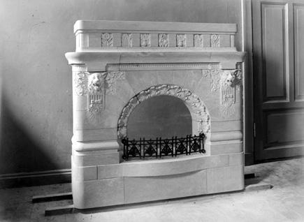The Finnish Natural Stone Association Figure 10. Oven in Nunnanlahti soapstone manufactured for the Finnish pavilion in the Paris World s Fair in 1900. Photo: Benjamin Frosterus, 1899 1900.