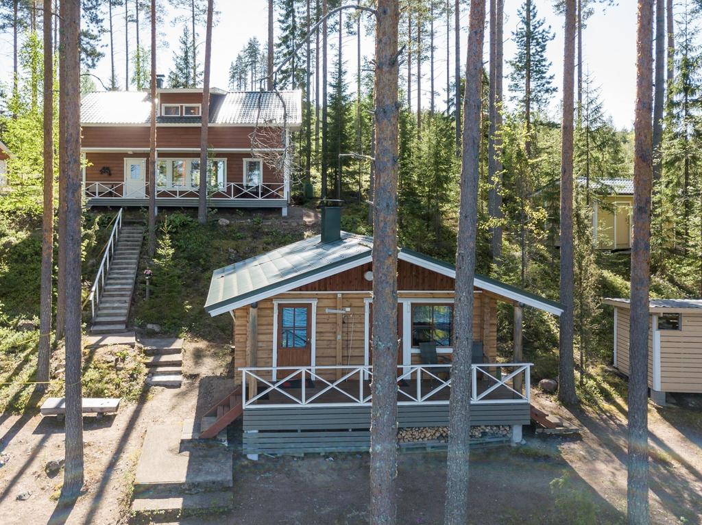 Vapaa-ajan asunto Savonlinna, Särkilahti Kohdenumero 622656 2h,kk,kph,parvi, 74,0 m²/84,0 m² Kov. 2007 Energialuokka B 2007 Mh. 250 000,00 Rajalahdentie 230.