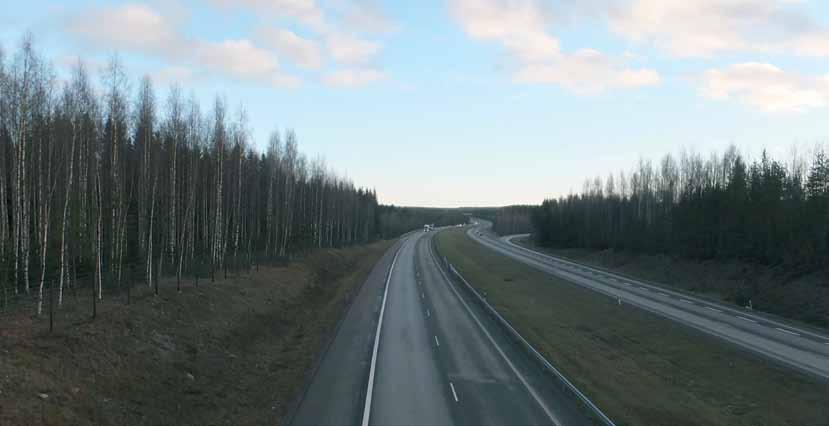 Moottoritien molemmin puolin on suunniteltu