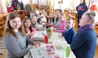 Iltarukoukset lauantaina klo 20 ja liturgia sunnuntaina klo 9 Leiri alkaa lauantaina klo 11 ruokailulla ja päättyy sunnuntaina klo 13.