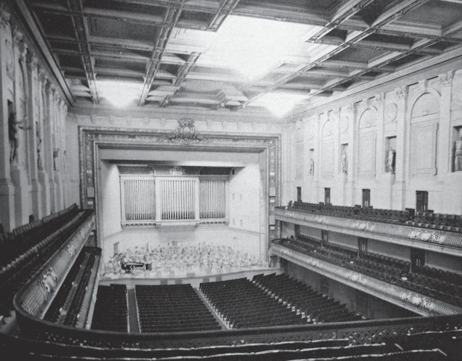Boston Symphony Hall. (Beranek: Music, Acoustics & Architecture). tana oli, että arkkitehtuurin, rakentamisen tulee täyttää sille asetettu toiminta, funktio.