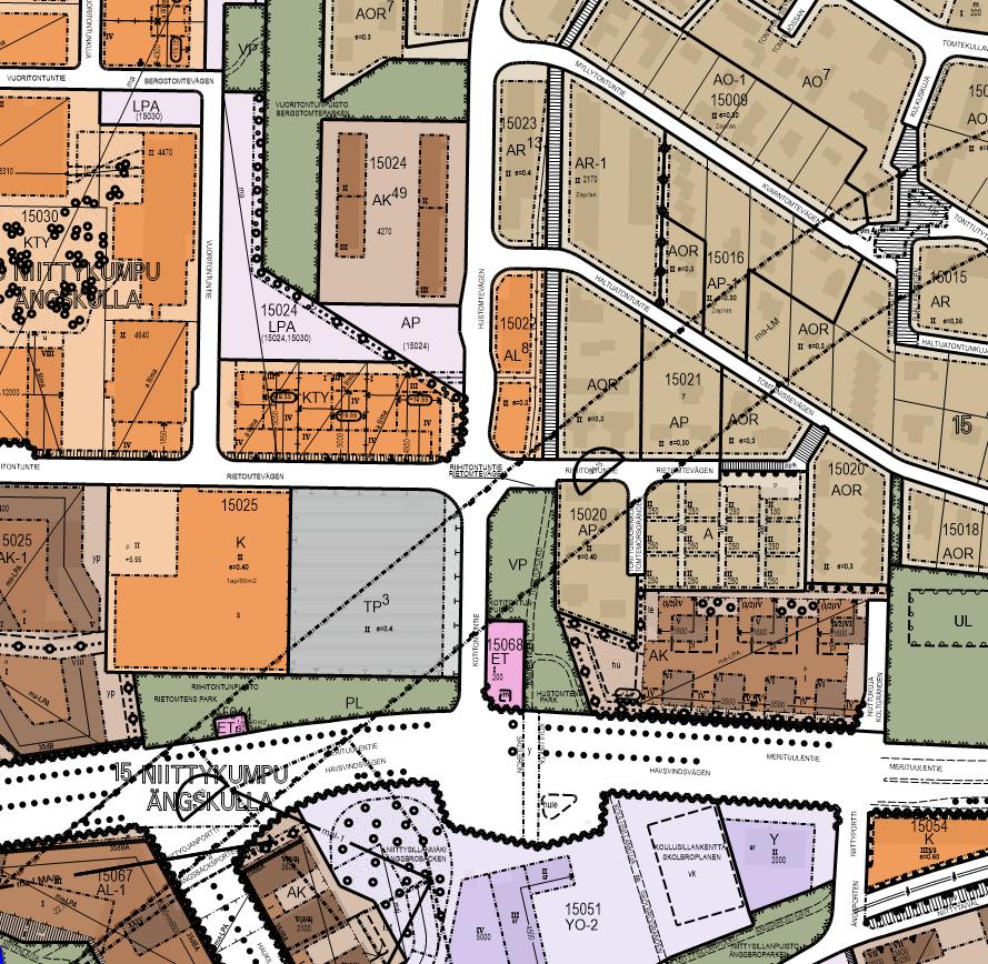 Yleiskaavassa aluetta sivuaa päävoimansiirtolinja. Alueen nykytilanne Suunnittelualue sijaitsee Niittykummussa alle 500 metrin päässä metroasemasta.