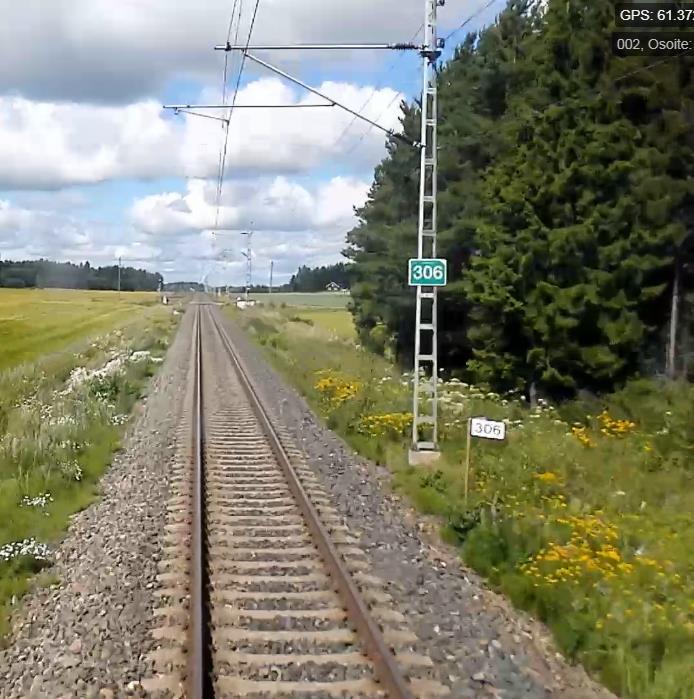 Sähköveturin ohjaamosta kuvattu aineisto Kuvattu tuulilasiin imukupilla kiinnitetyllä