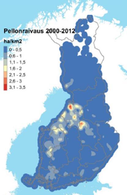 2005 2010 2015 Kuusamolaiselle letolle raivattu pelto Kuva: Metsähallitus,