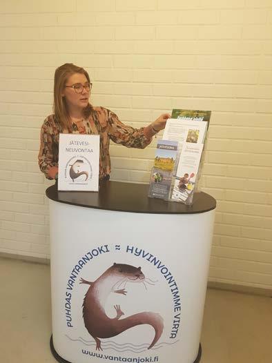Syksyllä pidettiin esitys hajajätevesien käsittelystä Röykässä järjestetyssä kyläillassa.