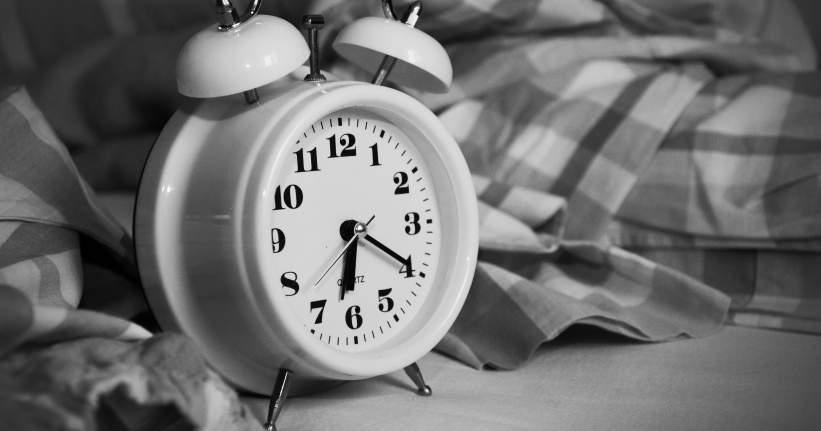V I N K K I # 4 KÄYTÄ POMODORO TEKNIIKKAA Pomodoro tekniikka toimii niin, että teet 25 minuuttia töitä, jonka jälkeen pidät 5 minuutin tauon.
