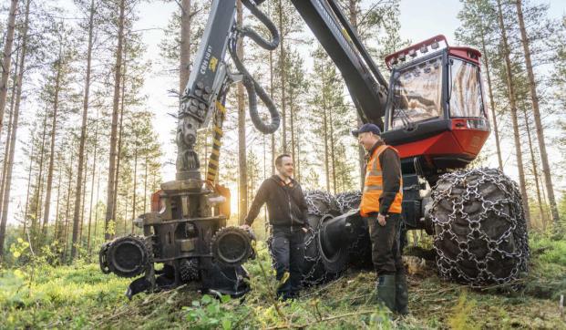 Suomessa suoraan vajaat 600 henkeä, sen lisäksi työllistämme sopimusyrittäjiä ja heidän