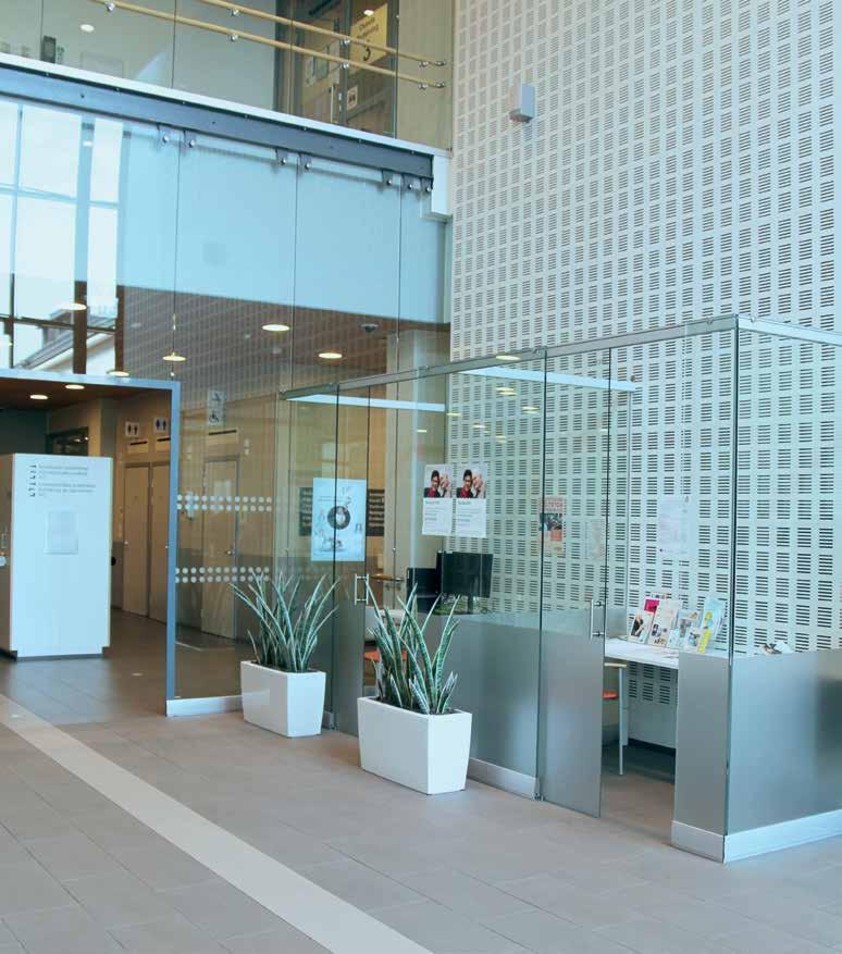 OPERABLE ACOUSTIC GLASSWALL PARTITIONS FROM SCANMIKAEL Malmin