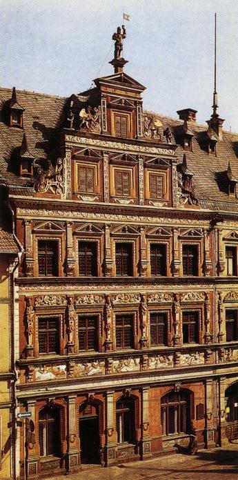 Rakennua her%ua Albrecht V vuosina 1568-1571.
