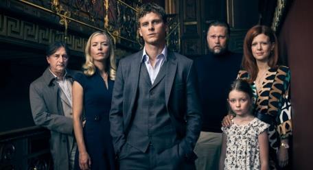 C Moren tammikuun kärjet SARJAT: Pietarin kapellimestari, Kunnian päivä, Million Dollar Listing LA, Strike Back, Emmerdale ELOKUVAT: The Shape of Water, All The Money in The World, Viulisti, Red