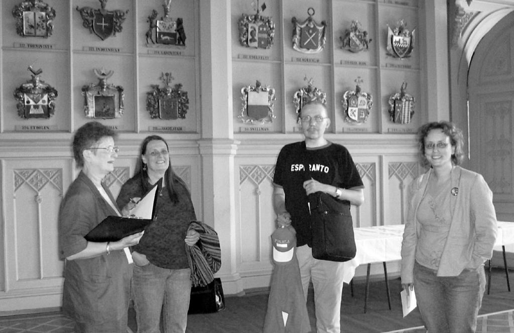 Asocioj Bonvenon al jubilea tago de Esperanto-Asocio de Finnlando! Esperanto-Asocio de Finnlando invitas al jubilea tago 28.4.2007 en Helsinko. Æi tie ni prezentas provizorajn informojn.