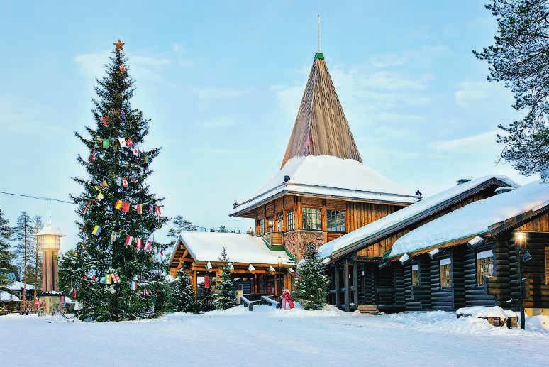 Napapiiri ja joulupukin pajakylä houkuttavat varsinkin ulkomaisia turisteja vuodesta toiseen.