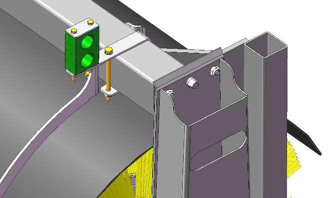 Traktorin moottorin pitää olla sammutettu huoltotöiden aikana, jos laite on kiinnitetty traktoriin Älä venytä paineen alla olevia hydrauliliittimiä Jos hydraulinen osa hajoaa, varo öljyn tai