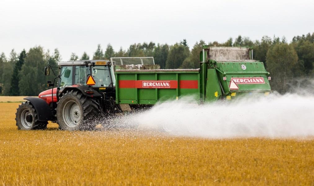 hyväksyntä (viljelijät, muut) Kipsin vaikutukset