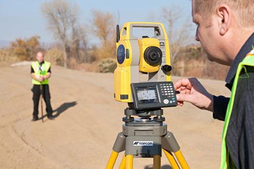GNSS JA TAKYMETRIT Perinteinen koordinaattien, kulmien