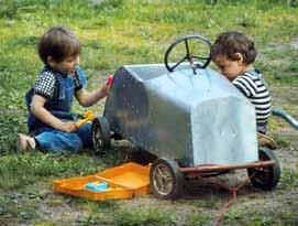 Suomen suvun polkuauto Tällainen polkuauto valmistui 1950