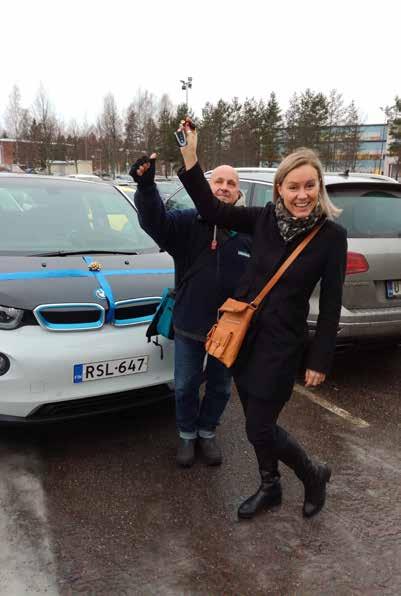Keravalla kannustetaan sähköautoiluun Keravalla valittiin joulukuussa 2017 testiryhmä kokeilemaan puolen vuoden ajan yhteiskäyttöistä sähköautoa sekä tiedottamaan kokeilusta ja sen kokemuksista