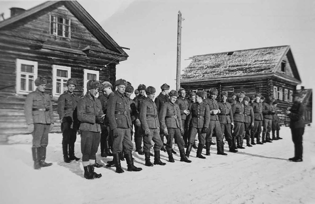 8 5/18 lokakuun 31. päivänä 2018 sotaveteraani krigsveteranen Sotaveteraani Veikko Punakallio toimi viestimiehenä Ruben Lagusin johtamassa panssaridivisioonassa keskellä Kuuterselän kauhuja.