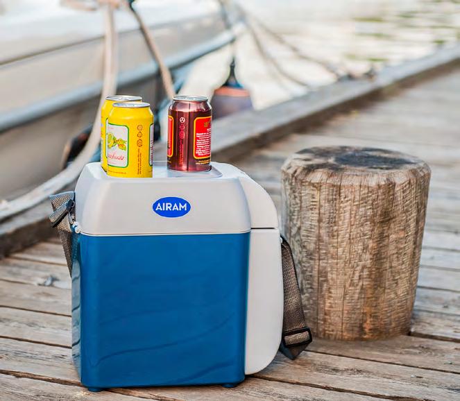 PICNIC RETKICOOLER Kätevä retkicooleri, jota on mukava kuljettaa olalla kangashihnan ansiosta.