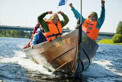 10 /24 h Opastetut retket Lapland Safaris on paikallisoppaasi Lapissa.