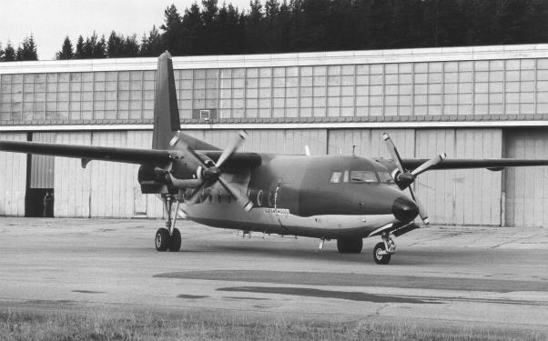 Fokker F.27 Fokker F.27 oli alankomaalainen kaksimoottorinen 45-paikkainen liikenne- ja kuljetuskone.