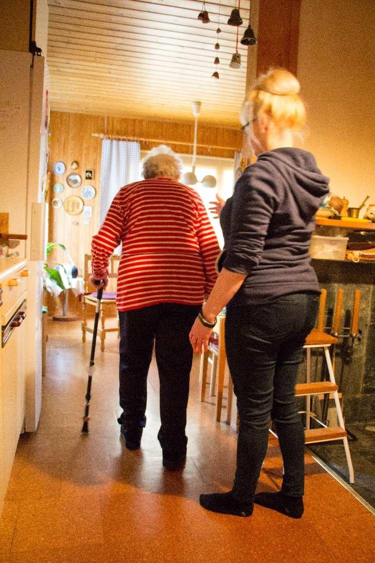 tuolijumppaa kuntopyöräilyä
